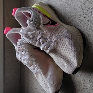 Mens Nike React size 11